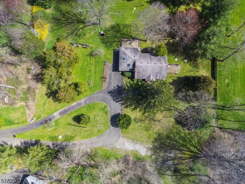 685 Shunpike Rd  Chatham Twp. NJ 07935 photo