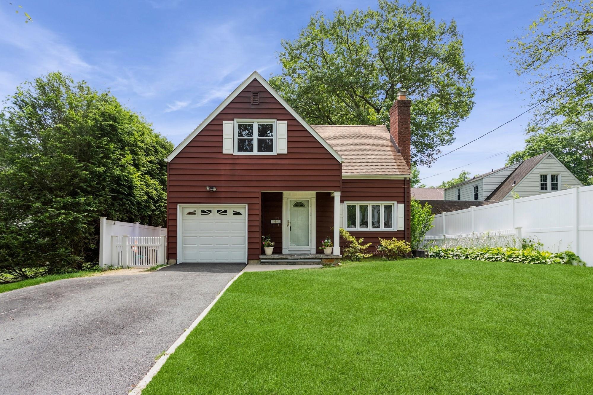 83 Stevenson Avenue  Hartsdale NY 10530 photo