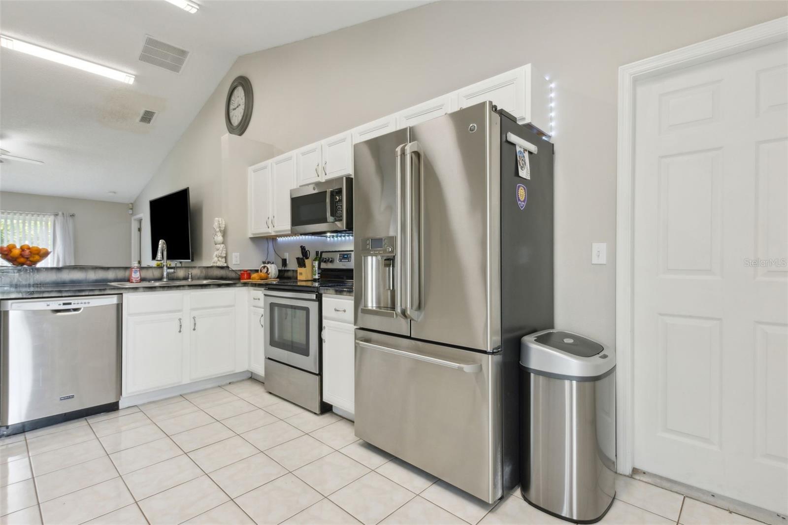 Property Photo:  3026 Colorado Avenue  FL 32826 