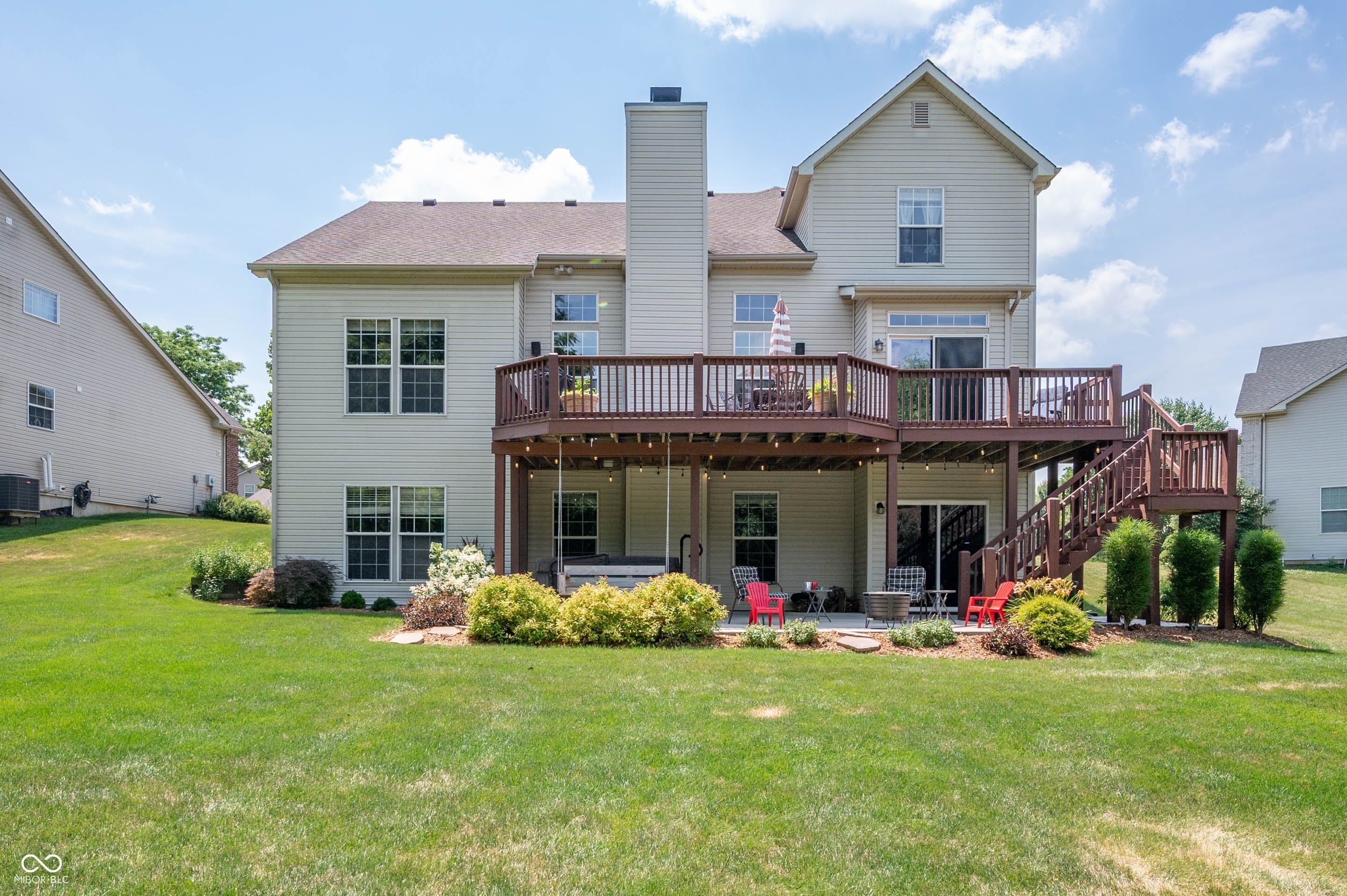 Property Photo: 5794 Aquamarine Drive IN 46033