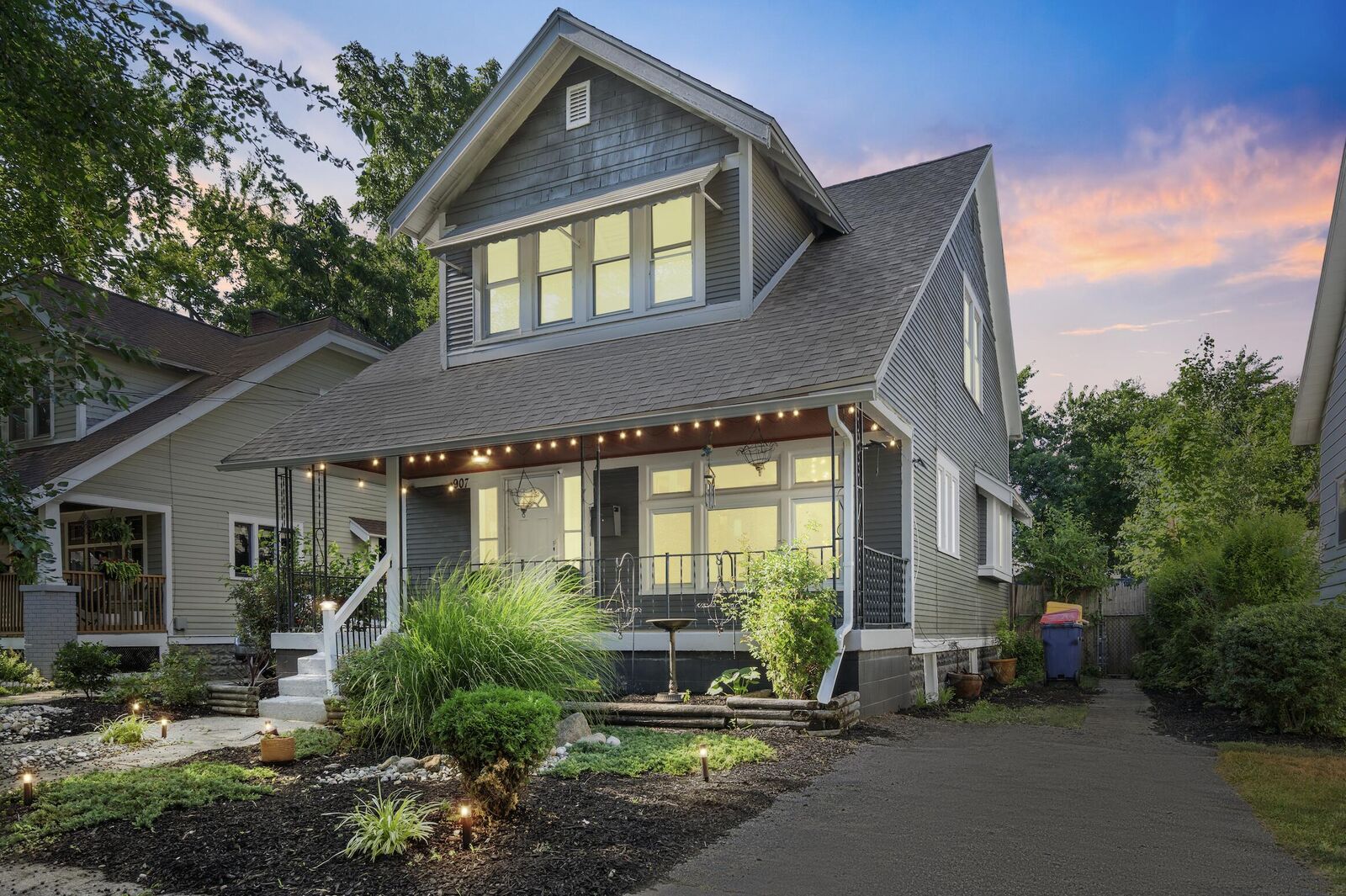 Property Photo:  907 Arianna Street NW  MI 49504 