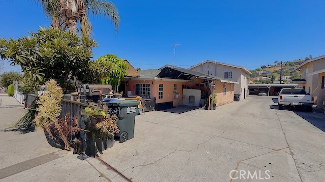 Property Photo:  3844 Whiteside Street  CA 90063 