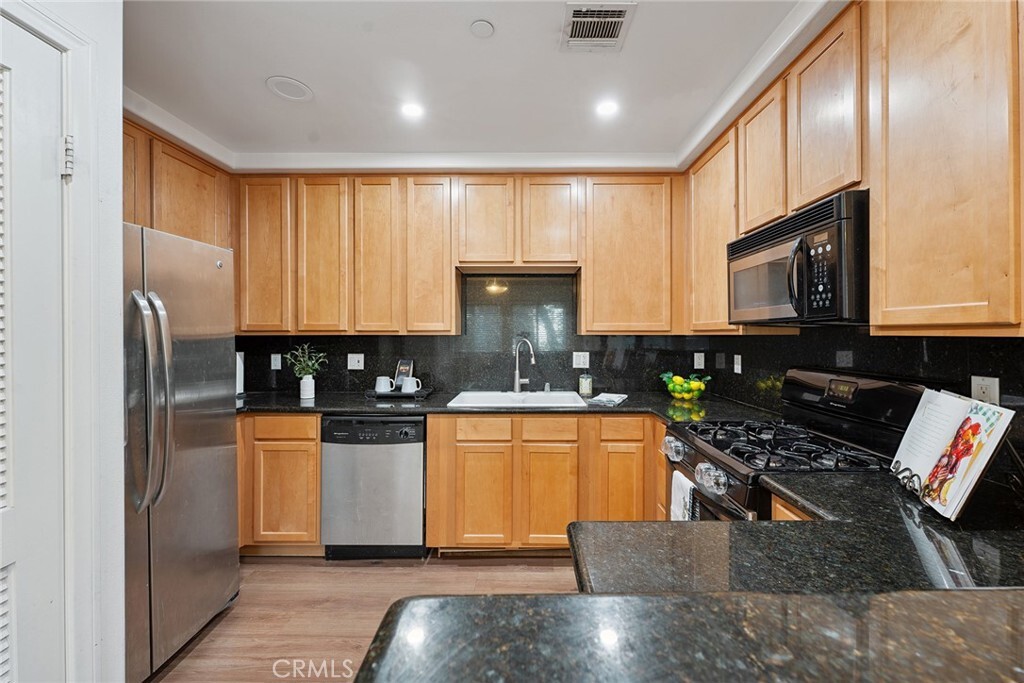Property Photo: 9610 Zelzah Avenue 105 CA 91325