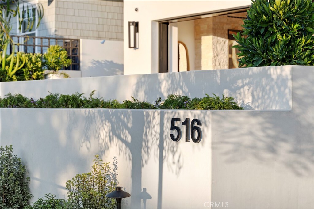 Property Photo: 516 Larkspur Avenue CA 92625
