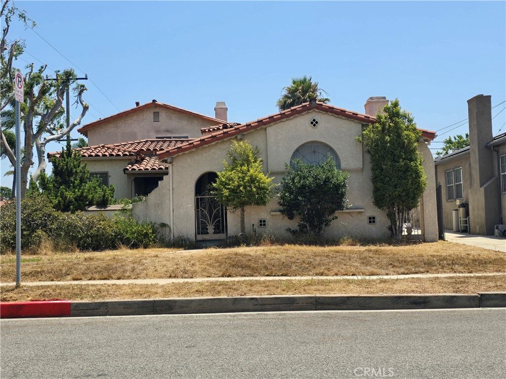 Property Photo: 3500 W 78th Street CA 90305