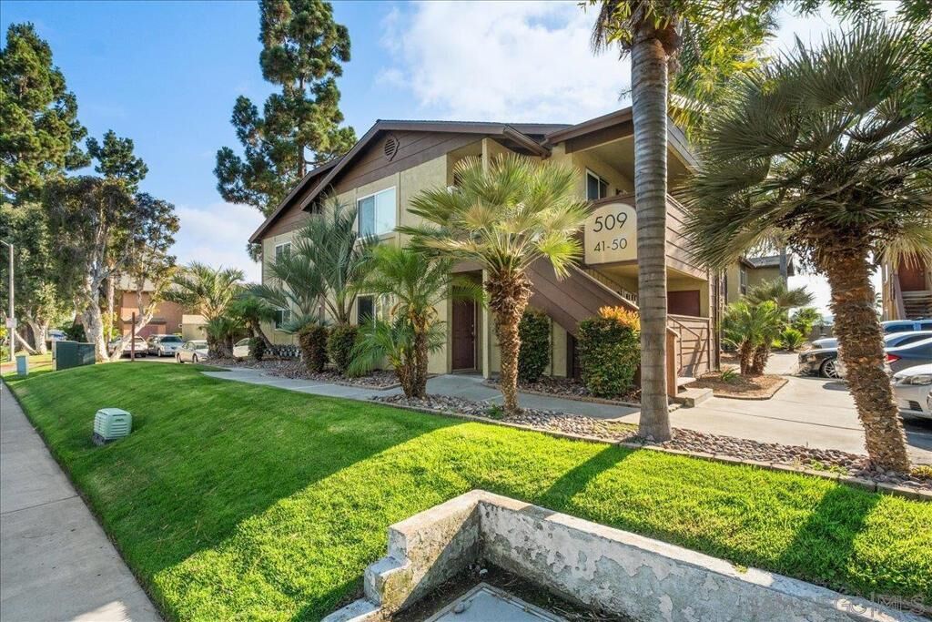 Property Photo: 509 Calle Montecito Unit 47 CA 92057