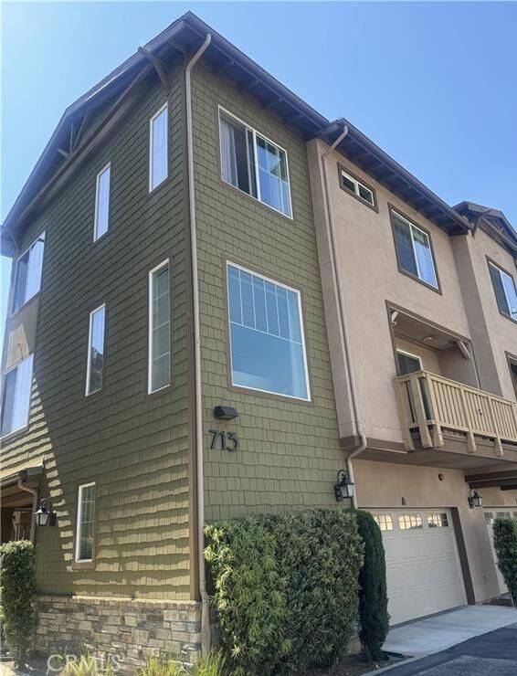 Property Photo:  713 S Azusa Avenue A  CA 91702 