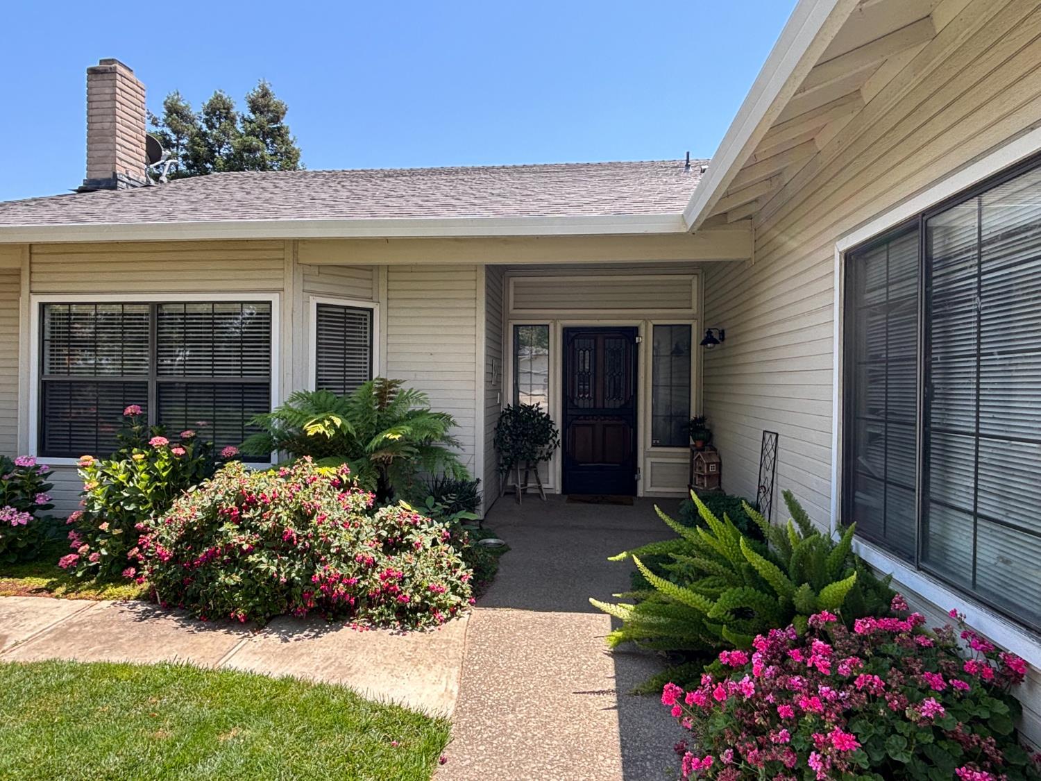 Property Photo: 13930 Sharon Drive CA 95237