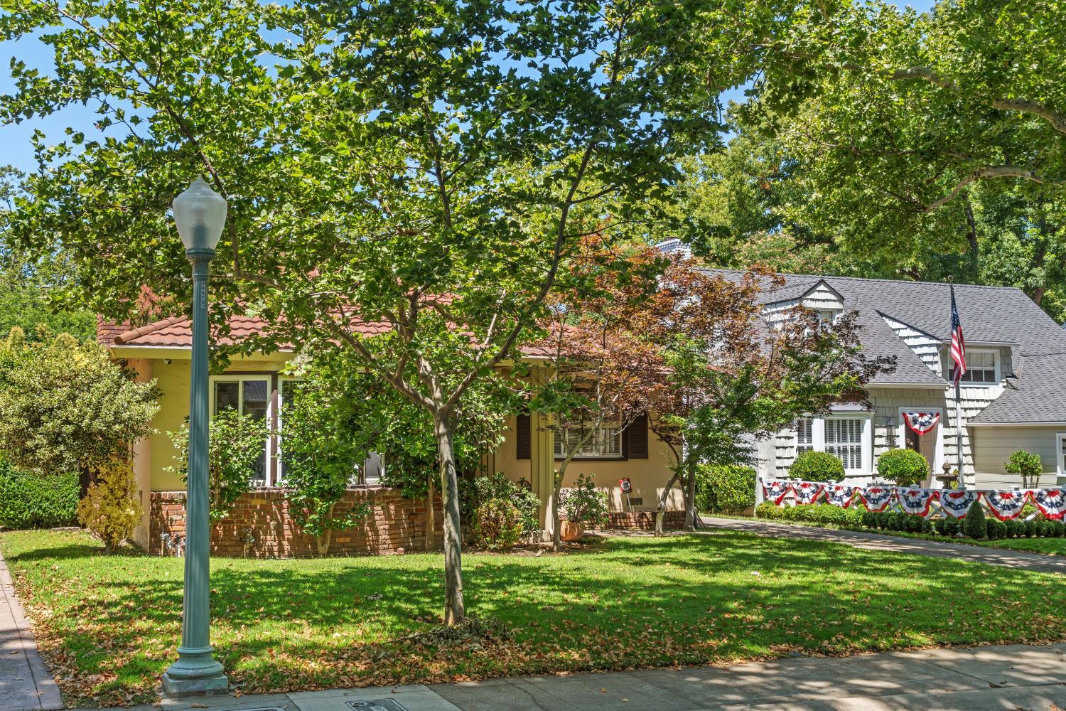 920 45th Street  Sacramento CA 95819 photo