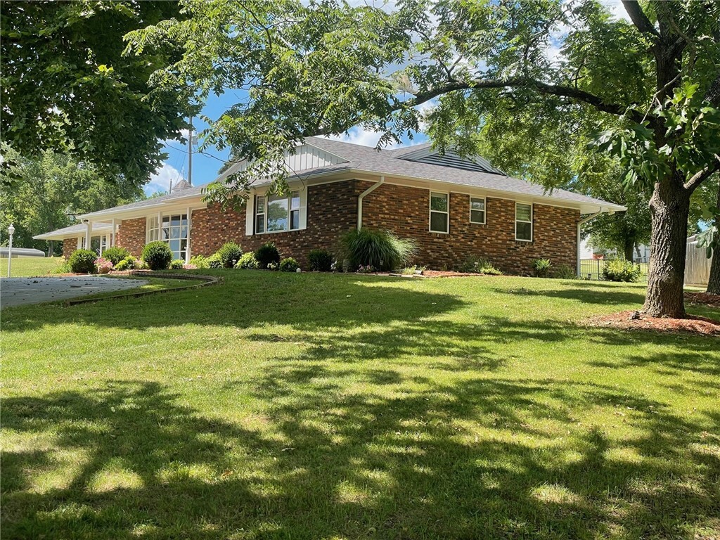 Property Photo: