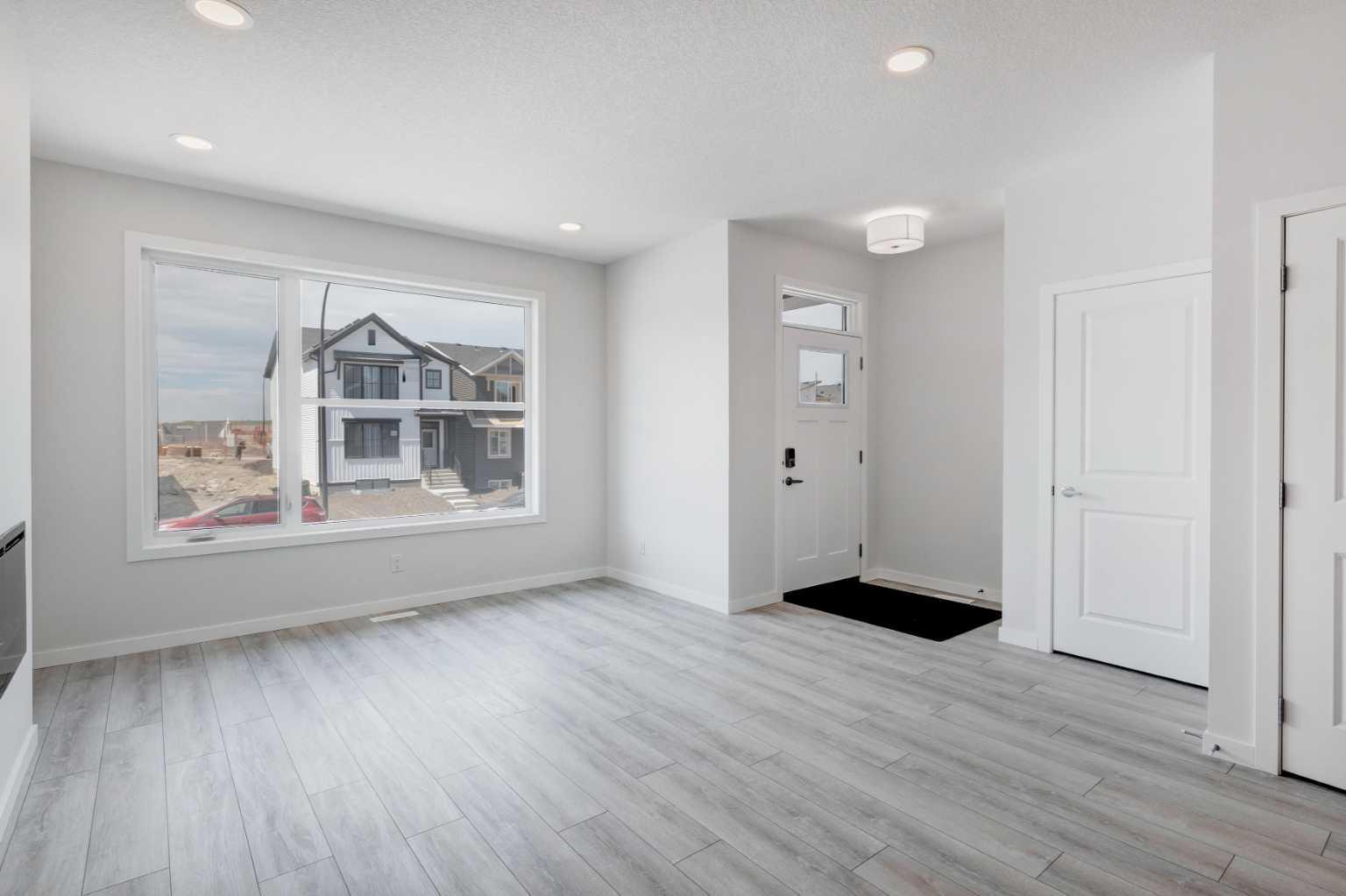 Property Photo: 905 Livingston View NE AB T3P 2K6