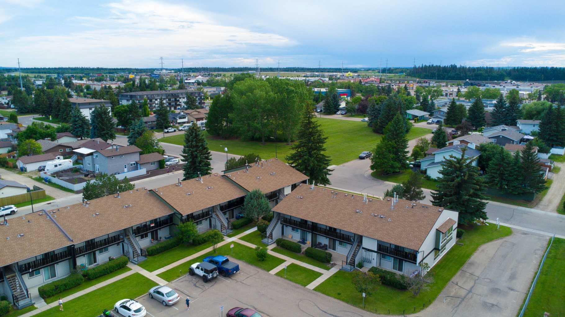 Property Photo:  54 Bell Street 212  AB T4R 1M8 