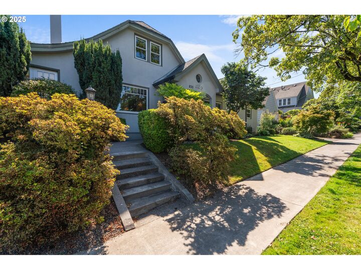 Property Photo: 830 NE Cesar E Chavez Blvd OR 97232