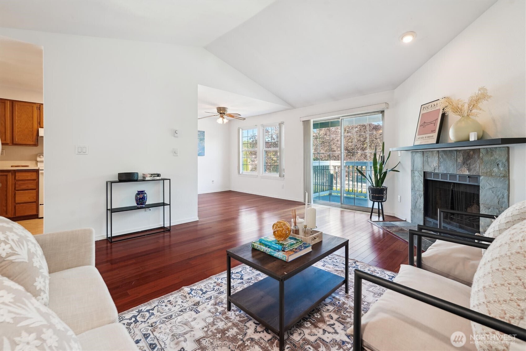 Property Photo: 5813 S 238th Ct F2 WA 98032