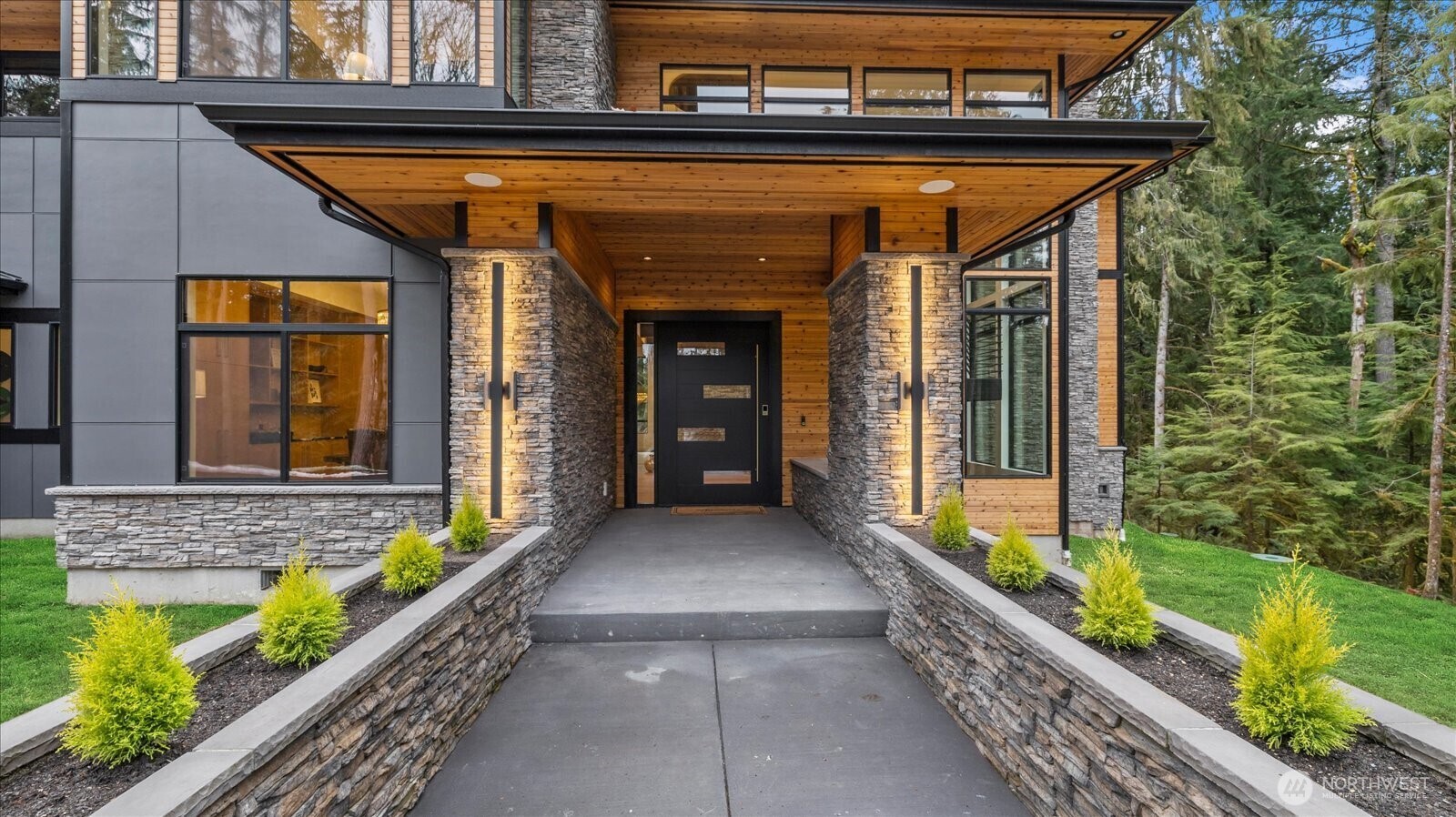 Property Photo: 29657 NE 52nd Street WA 98014