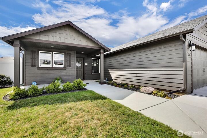 Property Photo: 200 S Lawson Street WA 99001