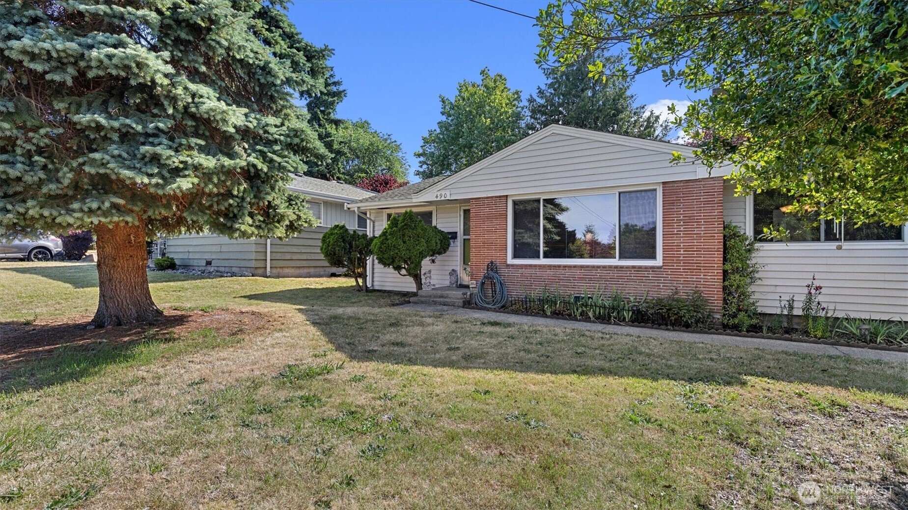 Property Photo: 490 SE Pasek Street WA 98277
