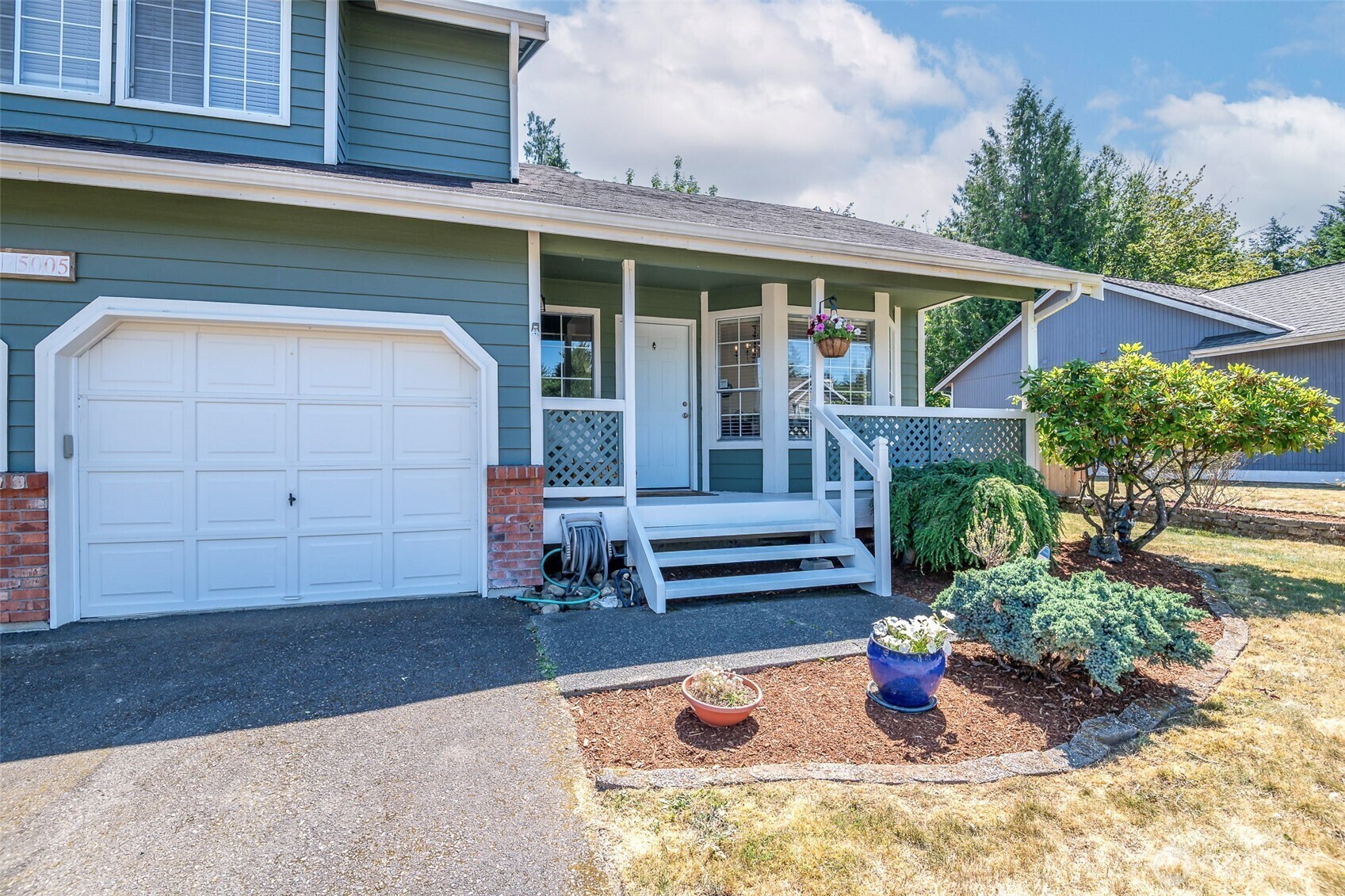 Property Photo: 25005 Summit Drive WA 98010