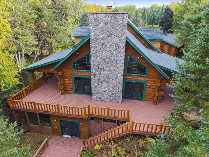 Property Photo: 15811 Cedar Ridge Lane WI 54149