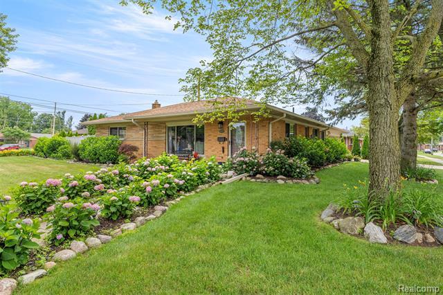 8570 Rockland Street  Dearborn Heights MI 48127 photo