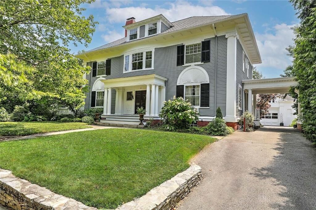 Property Photo:  29 Orchard Avenue  RI 02906 