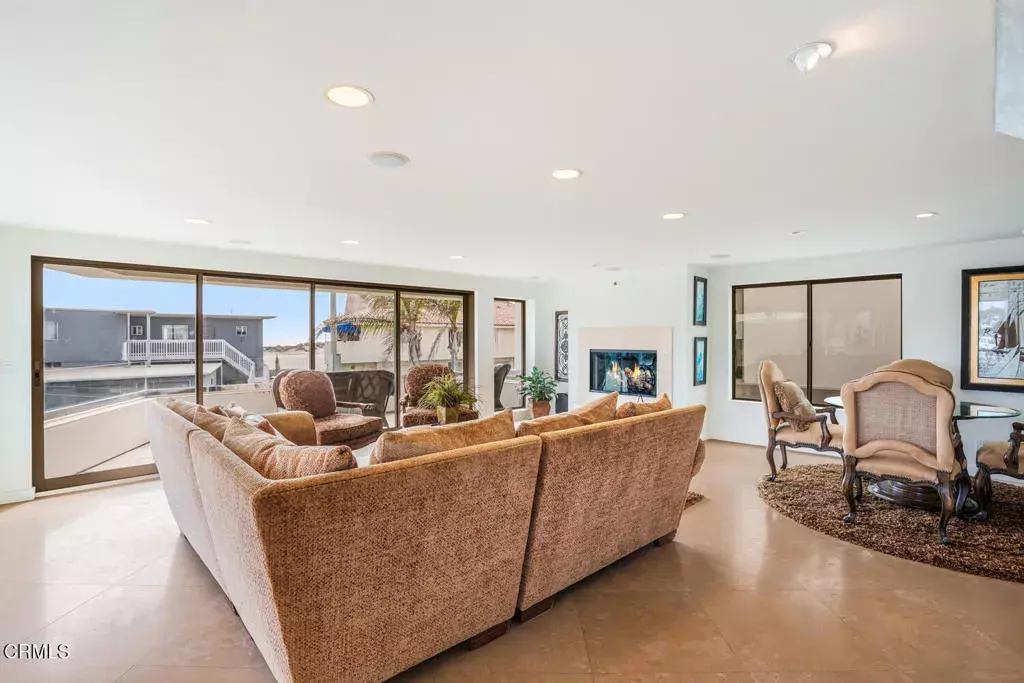 Property Photo: 3300 Ocean Drive CA 93035