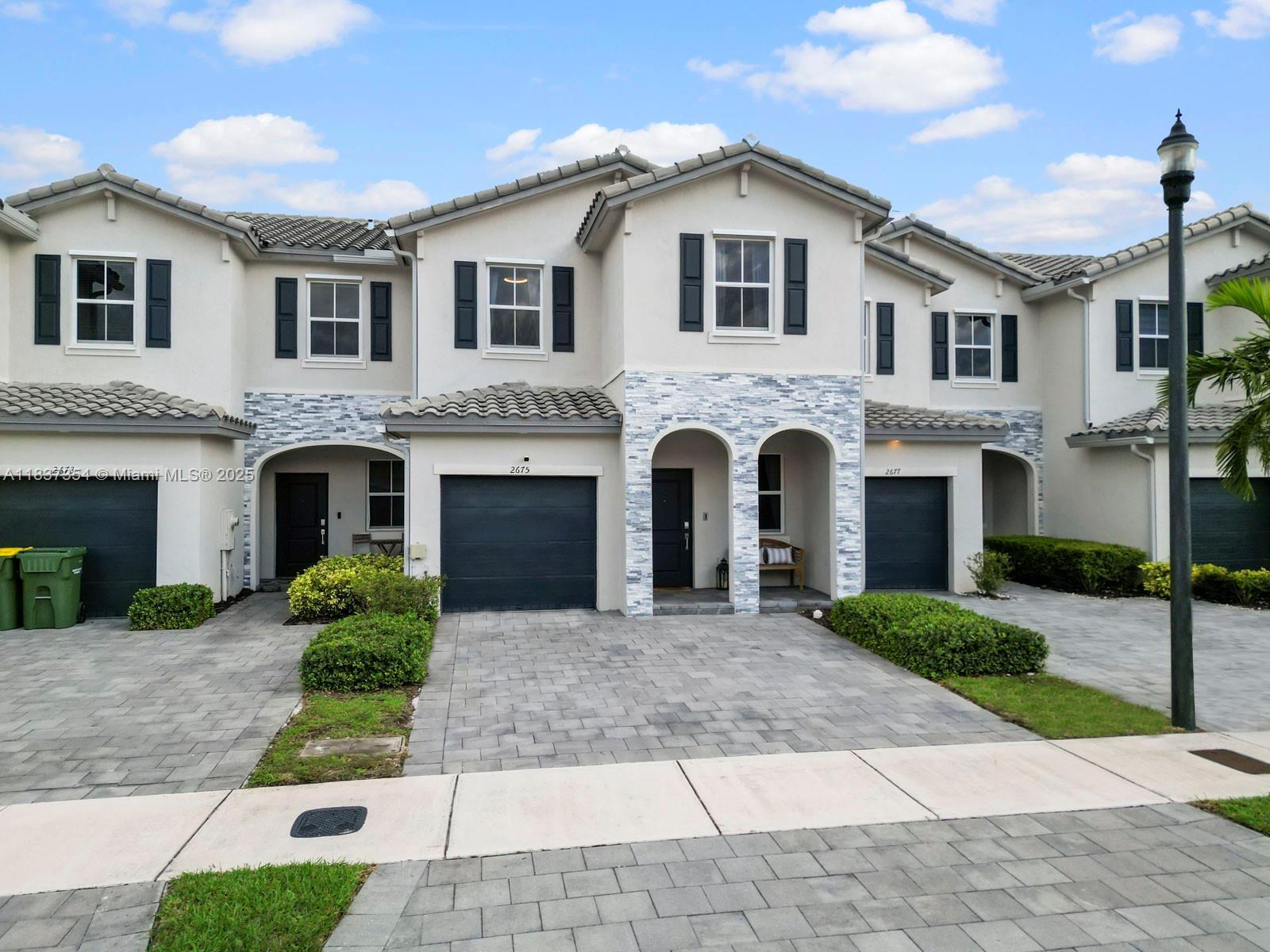 Property Photo: 2675 SE 13th St FL 33035