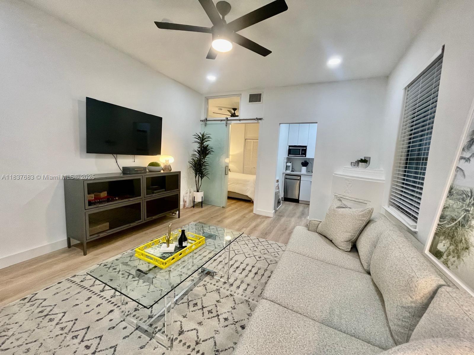 Property Photo: 936 Pennsylvania Ave 101 FL 33139