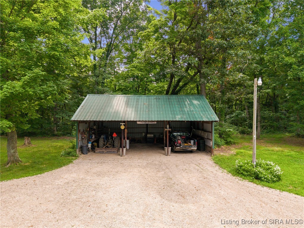 Property Photo: 10440 E Saylor Road IN 47167