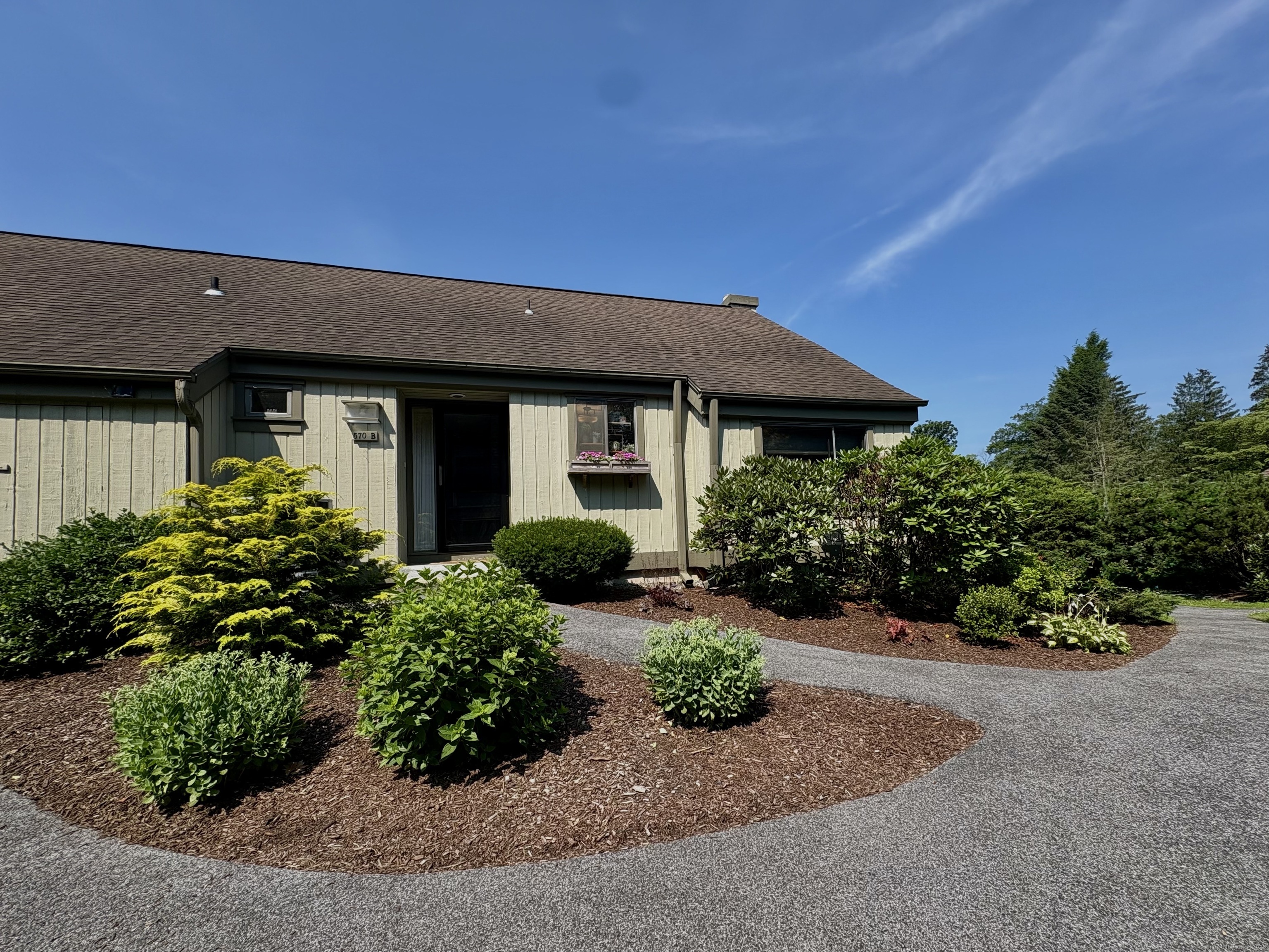 Property Photo: 570 Heritage Village B CT 06488