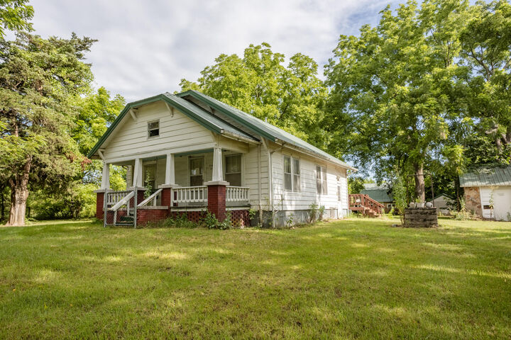 Property Photo:  21402 Lawrence 2192  MO 65605 