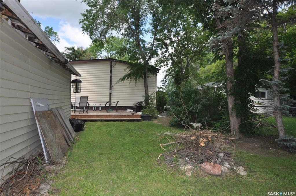 Property Photo: 204 Jura Street SK S0K 0Z0