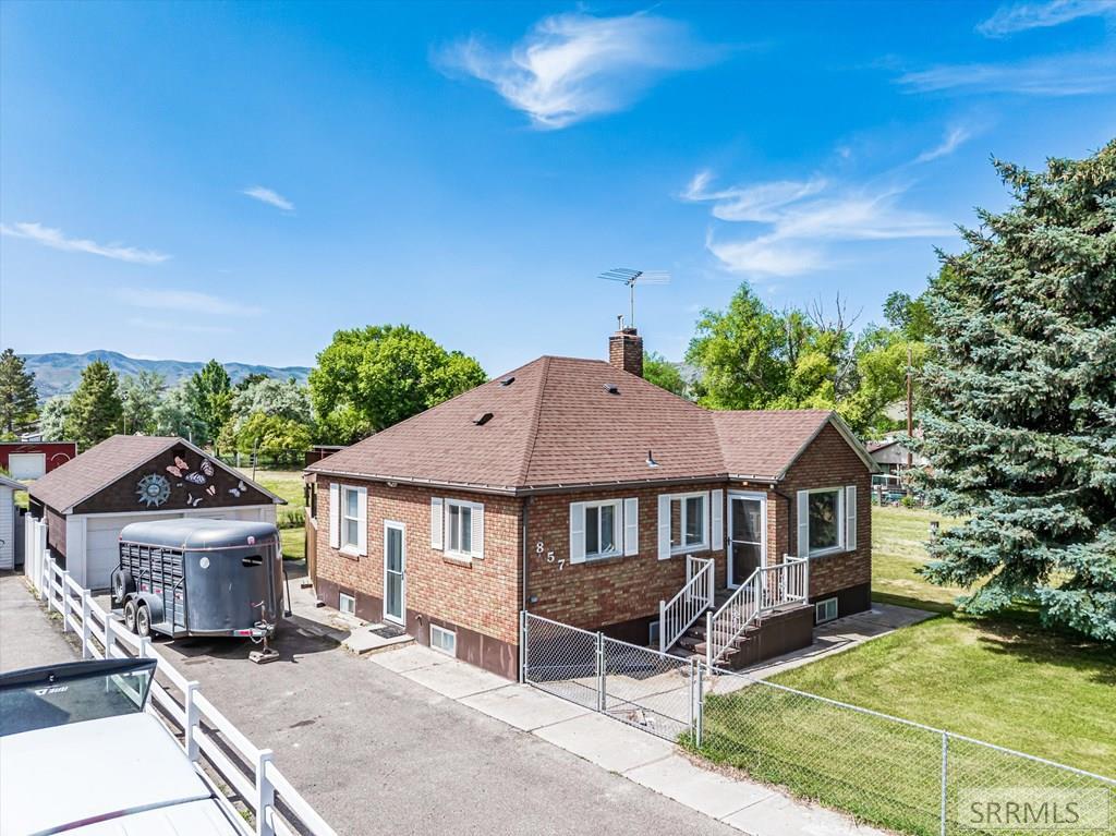 Property Photo: 857 Berryman Road ID 83201