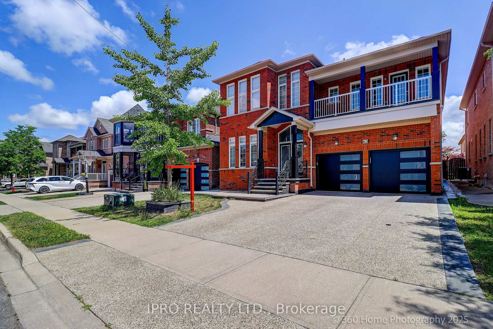 Property Photo: 63 Blazing Star Drive ON L6R 0E8