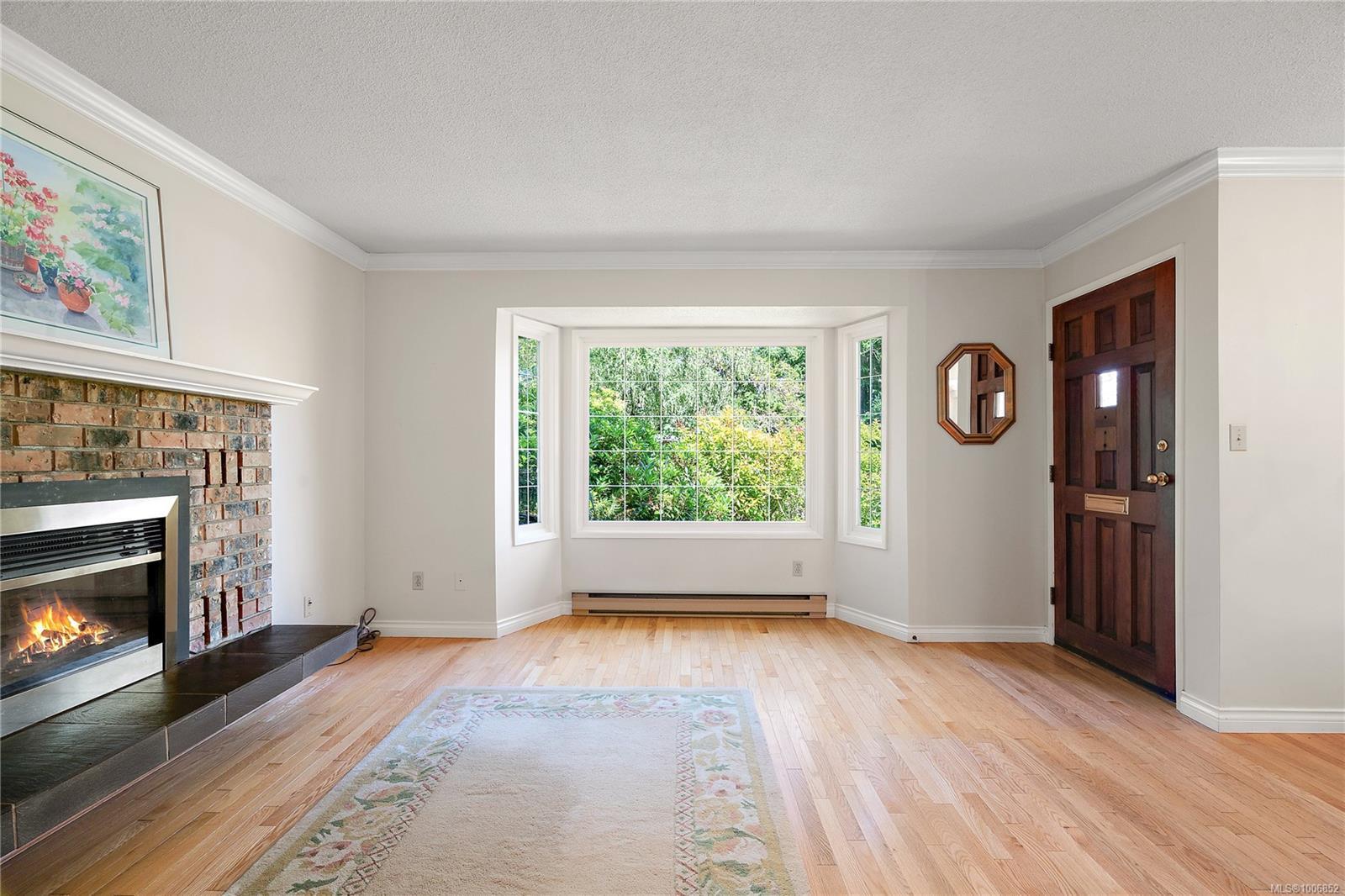 Property Photo: 1685 Christmas Ave BC V8P 2X7