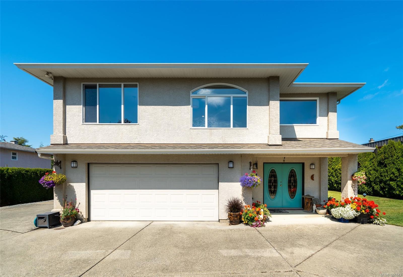 Property Photo: 4154 Tyndall Ave BC V8N 3R8