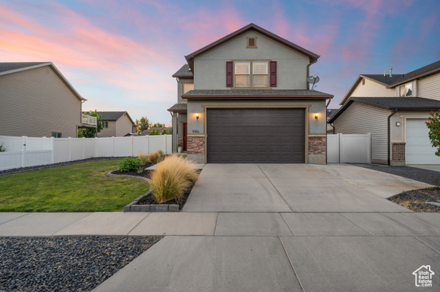 Property Photo: 986 W Farnham Dr UT 84054