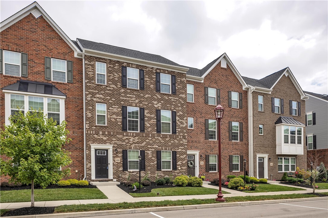Property Photo: 222 Amon St PA 16066
