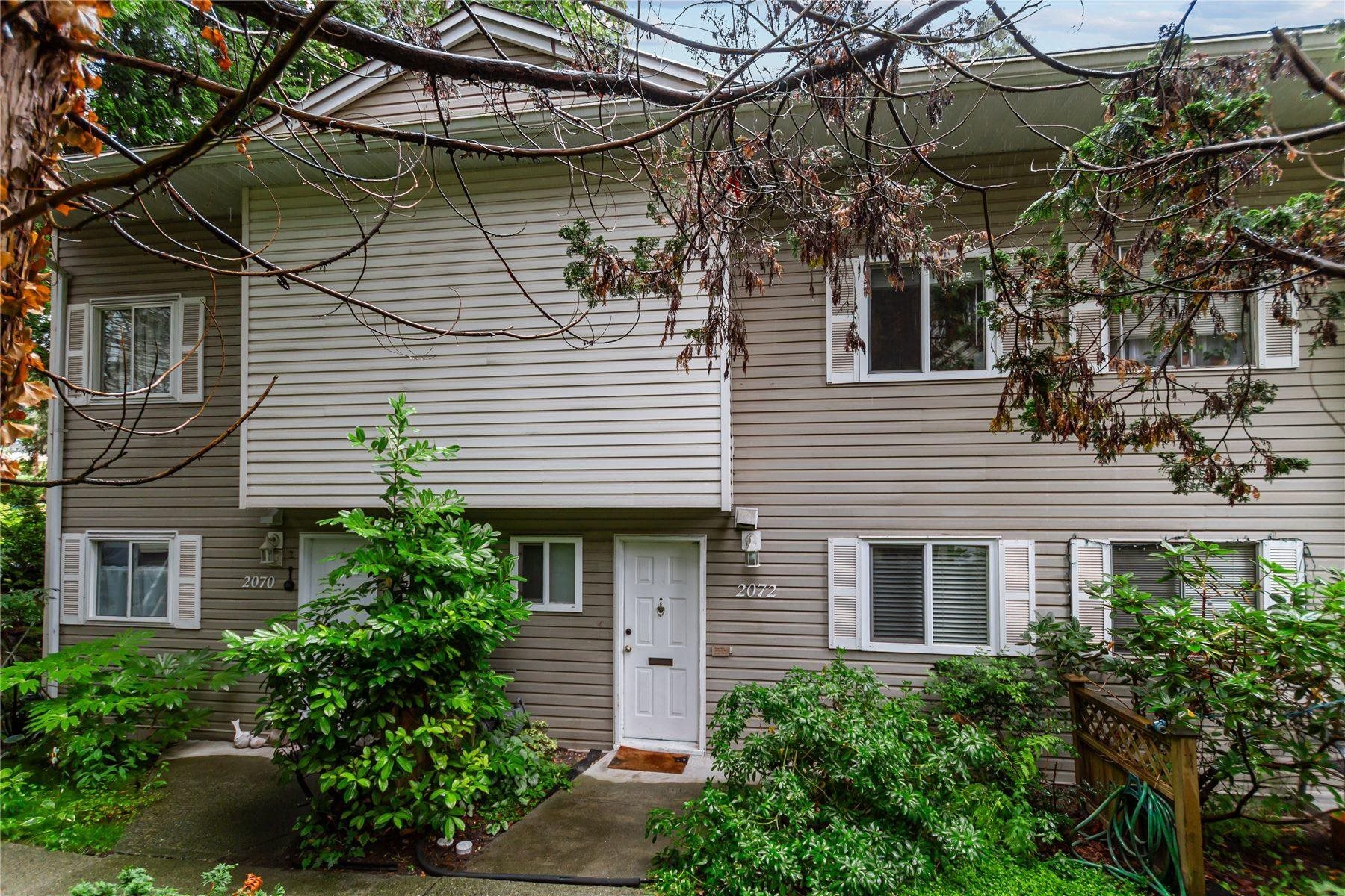 Property Photo: 2072 Springer Avenue BC V5B 3M5