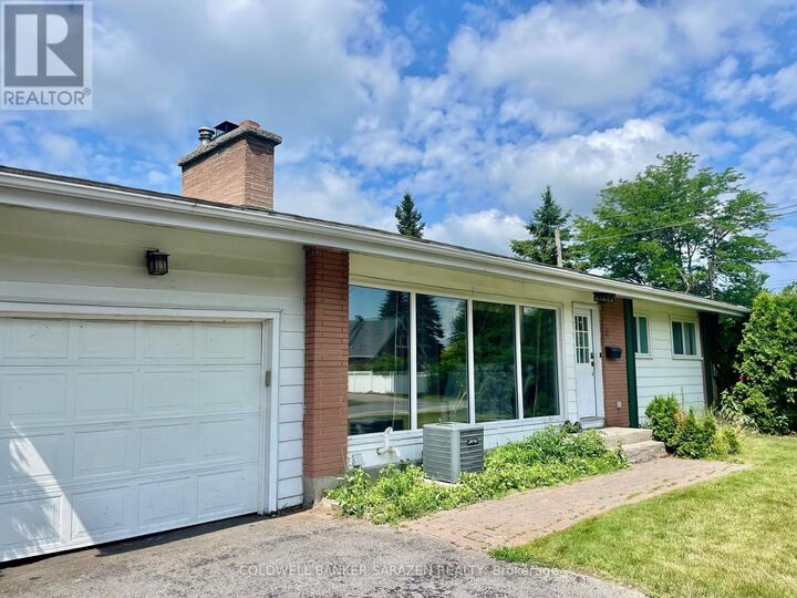 Property Photo:  18 Stinson Avenue  ON K2H 6N1