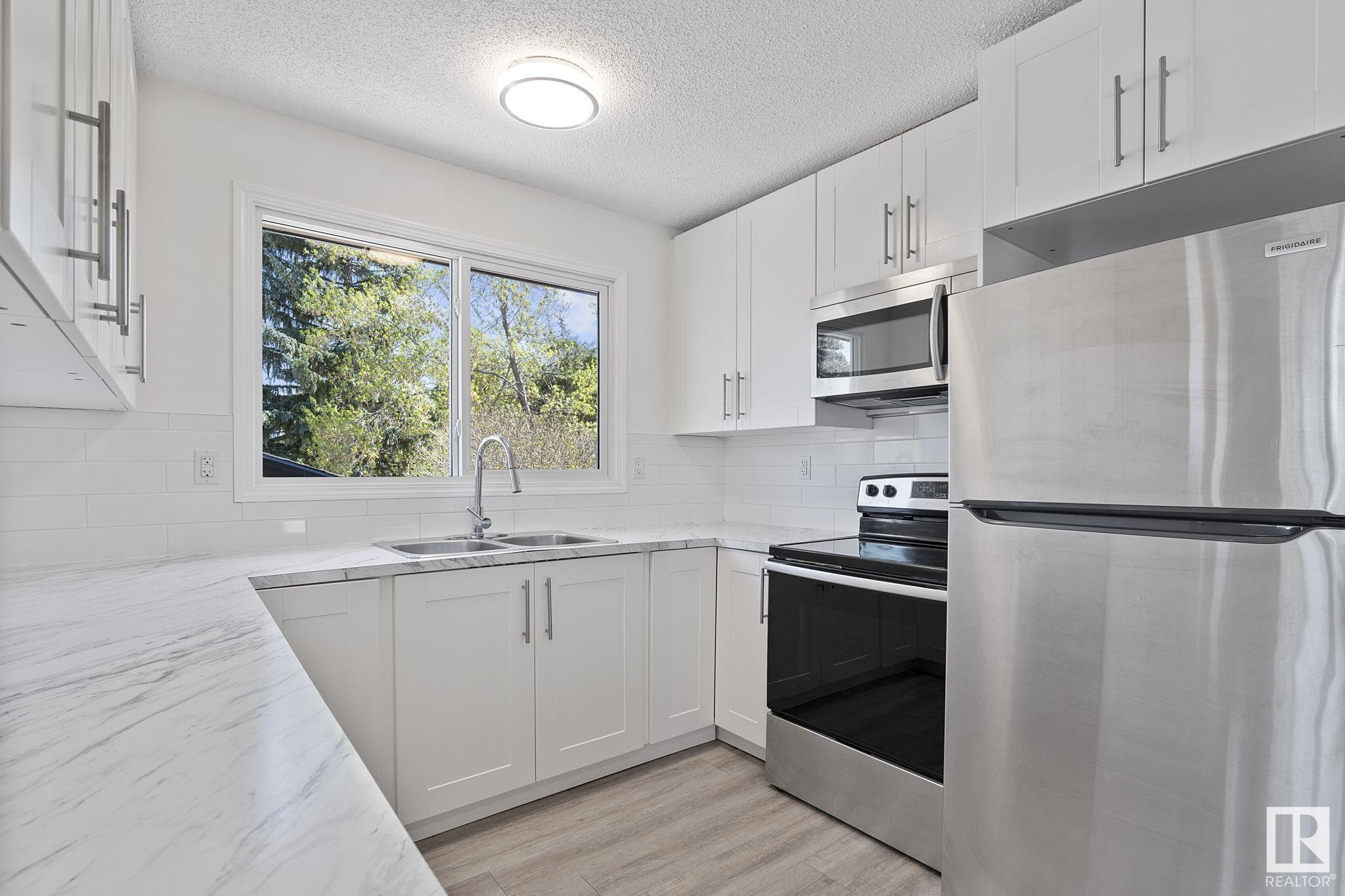 1021 Haythorne Rd  Sherwood Park AB T8A 1B4 photo