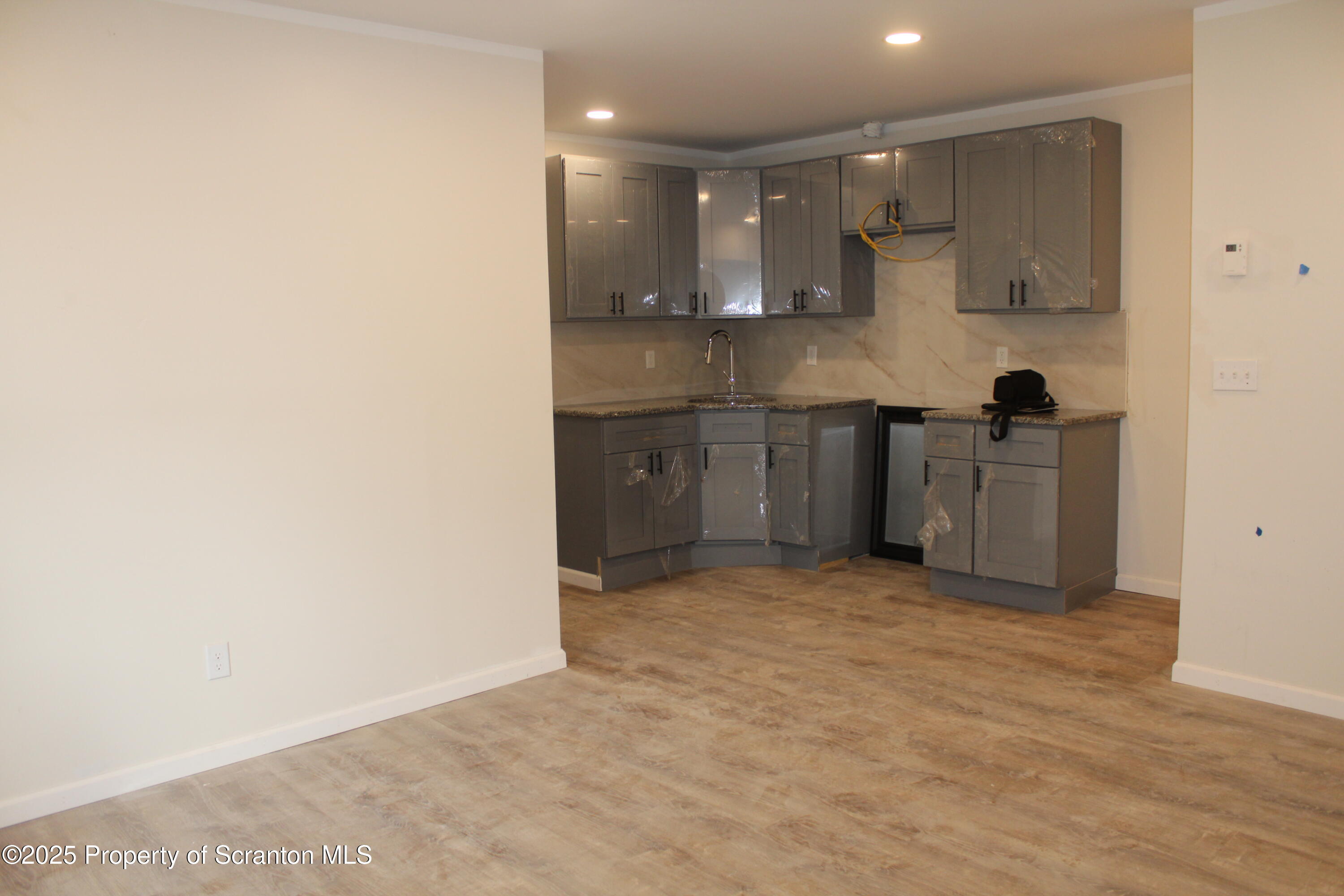 Property Photo:  1122 1124 Luzerne Street B  PA 18504 