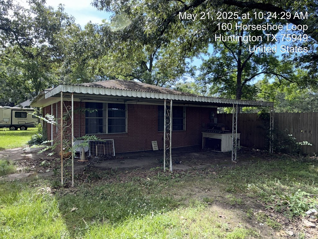 Property Photo: 160 Horseshoe Loop TX 75949