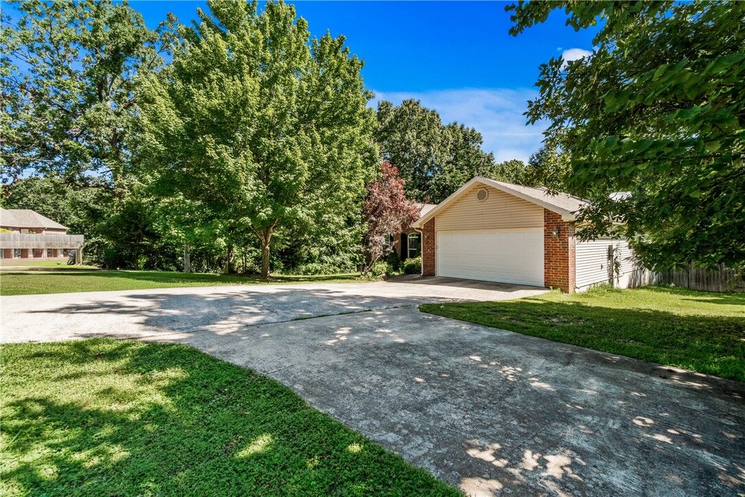 Property Photo: 48 Sherlock Drive AR 72715