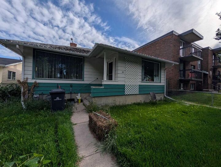 35 4 Avenue SE  High River AB T1V 1G3 photo