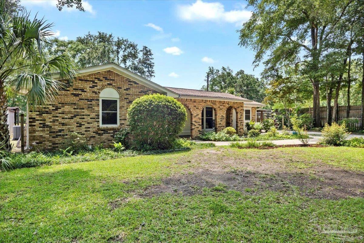 295 Garden St  Crestview FL 32536 photo