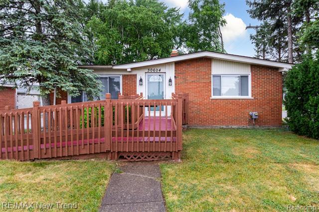 30604 Ann Arbor Trail  Westland MI 48185 photo