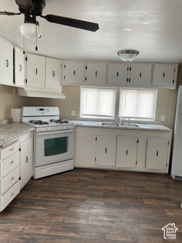 Property Photo: 1101 S Carbon Ave 75 UT 84501