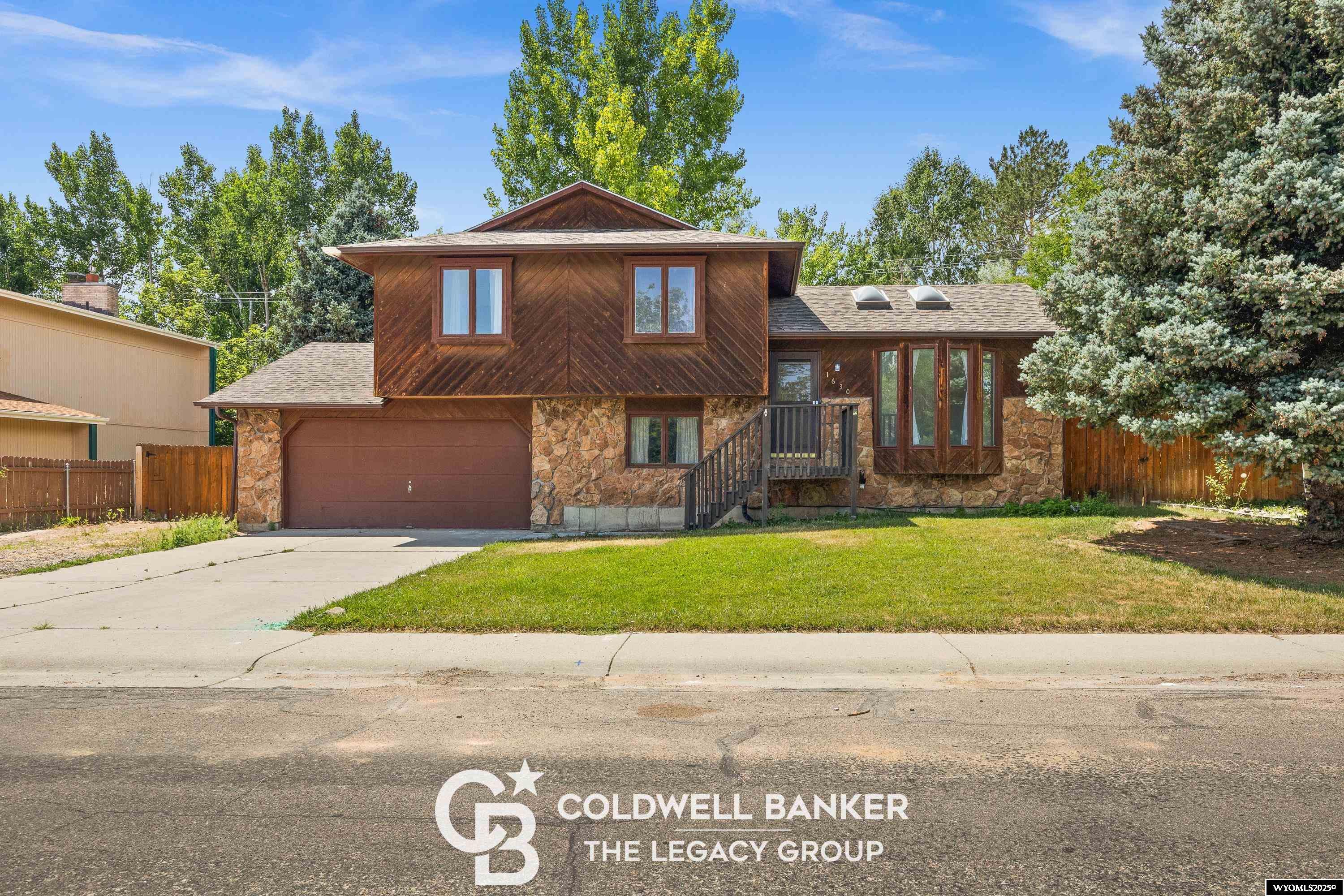 Property Photo:  1630 Cornwall  WY 82609 