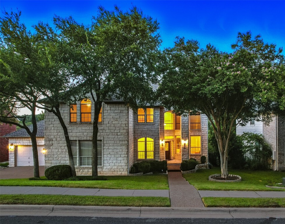 Property Photo: 9220 Evening Primrose Path TX 78750